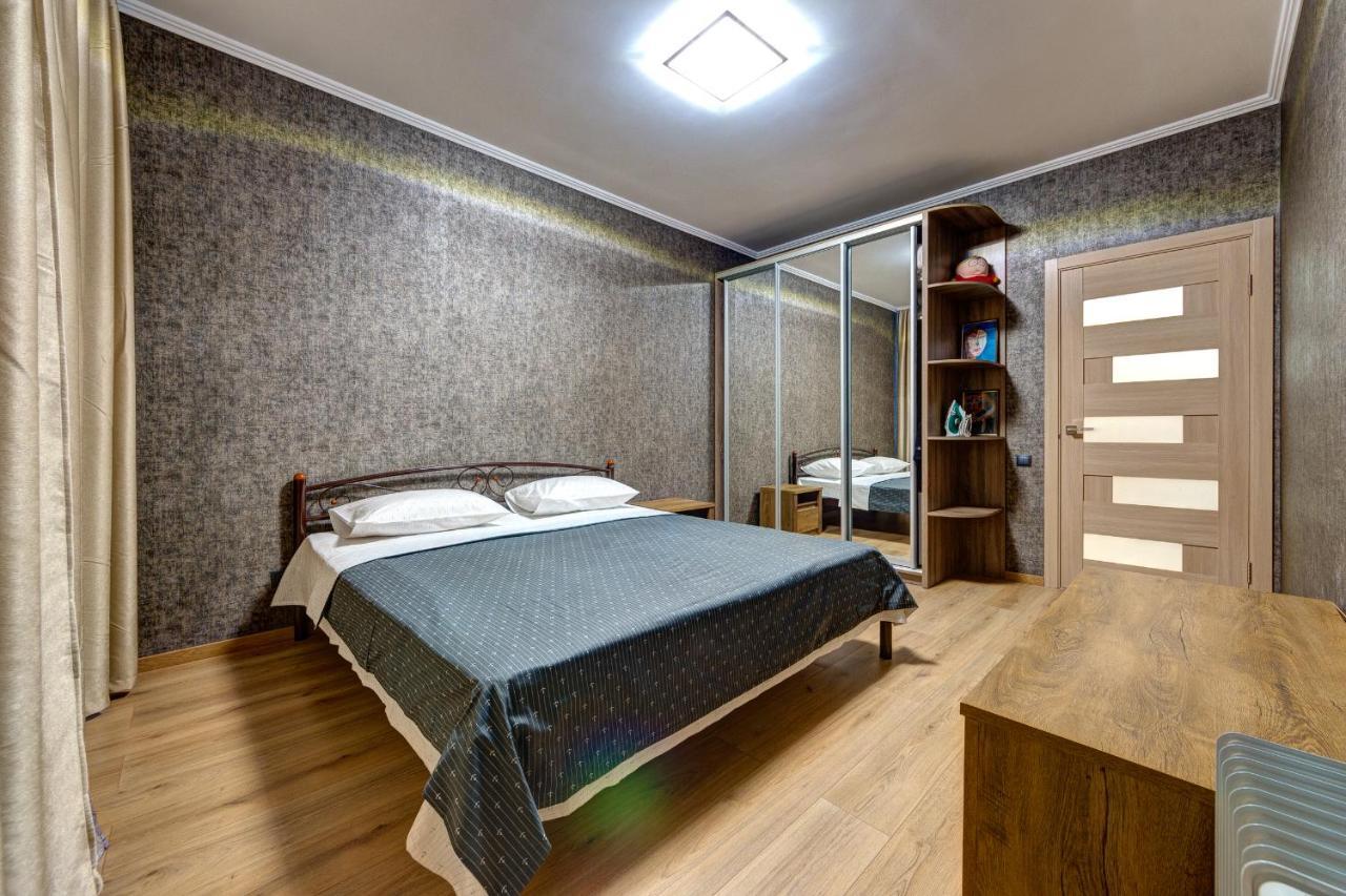 Apartments Near Ukraina Shopping Mall كييف المظهر الخارجي الصورة